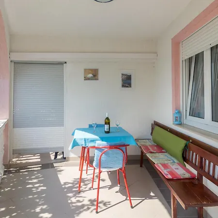 By The Sea - 4186 Apartman *