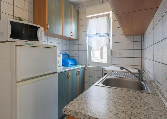 By The Sea - 4186 * Rogoznica (Sibenik-Knin)